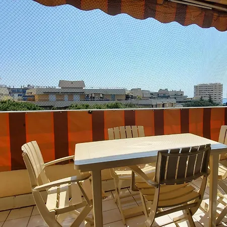 Studio With Pool Close To The Beach Apartamento